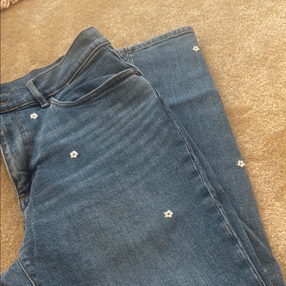 LOFT jeans with flower details
